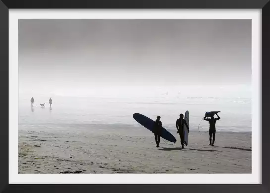 Surf dans la brune - photos noir et blanc célébrités