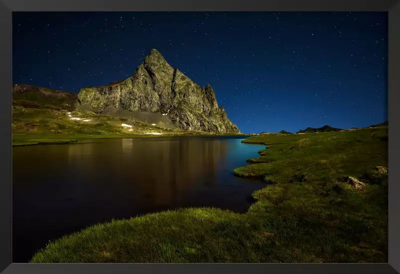 Haute montagne pyrenéenne - paysage montagne lac