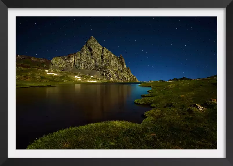 Haute montagne pyrenéenne - paysage montagne lac