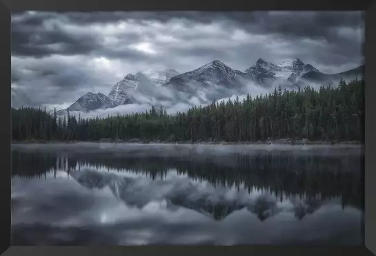 Montagnes froides - paysage montagne lac