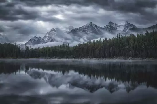 Montagnes froides - paysage montagne lac