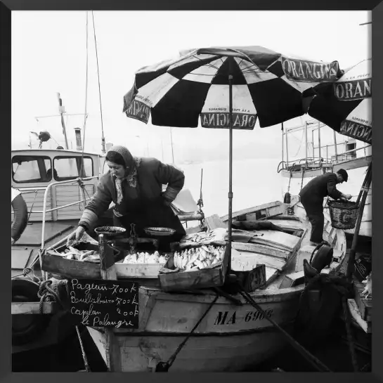 Marseille - le marché aux poissons - tableau noir et blanc vintage