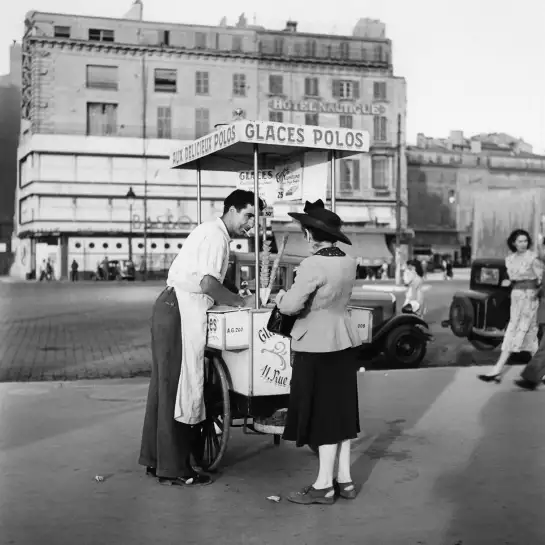 Marseille - glaces polos - poster noir et blanc vintage