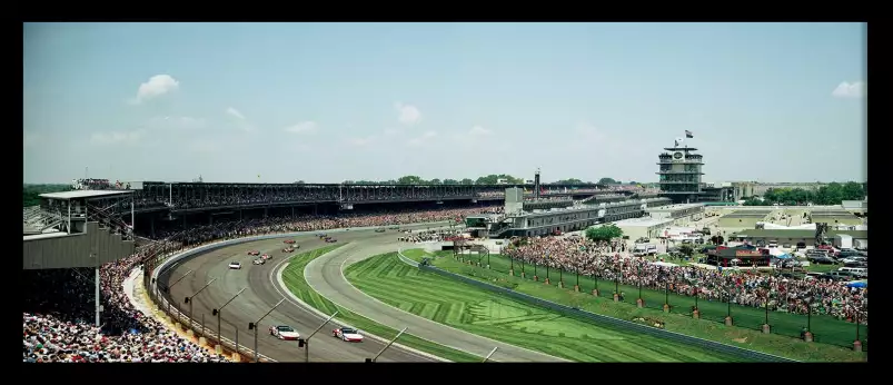 Vitesse et adrenaline sur Indianapolis - affiche sport