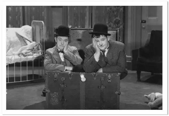 Oliver Hardy  et Stan  Laurel - affiche tournage de cinema