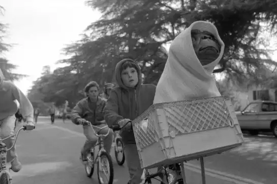 E.T - Photo de scène de films noir et blanc