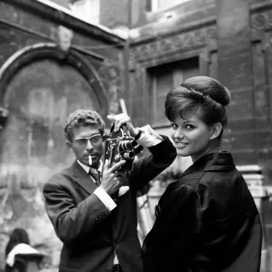 Darry Cowl et Claudia Cardinale - affiche cinema vintage
