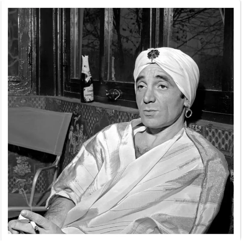 Charles Aznavour en tournage - affiche de cinema