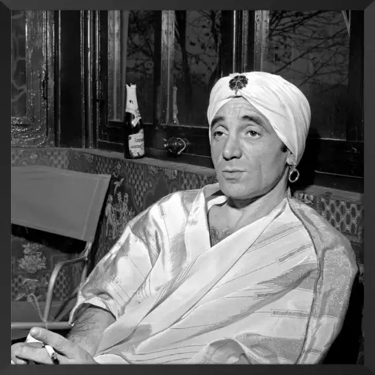 Charles Aznavour en tournage - affiche de cinema