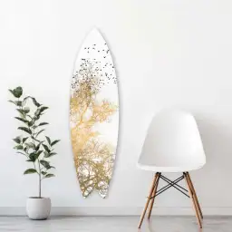 Planche de surf décorative blanche et dorée