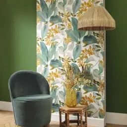 Papier peint Jardin tropical — feuillage vert et fleurs dorées