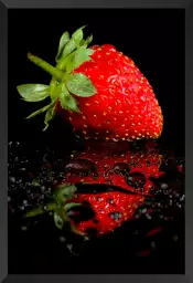 Le reflet de la fraise - affiche fruits
