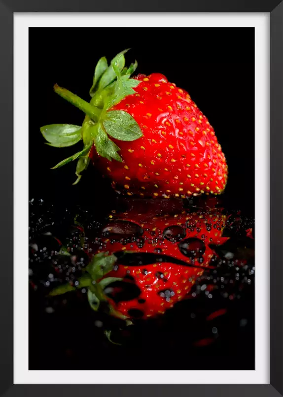 Le reflet de la fraise - affiche fruits