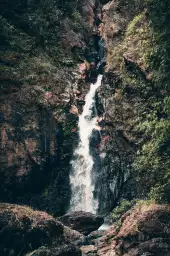 Cascade perdue - tableau montagne