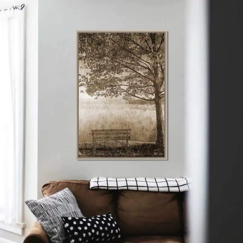 Tableau paysage vintage sous l’arbre solitaire : une illustration sépia pleine de poésie.