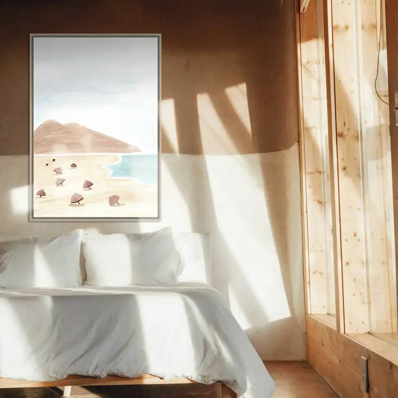 Invitez les vacances dans votre intérieur avec cette affiche de plage aux parasols peinte à l'aquarelle.