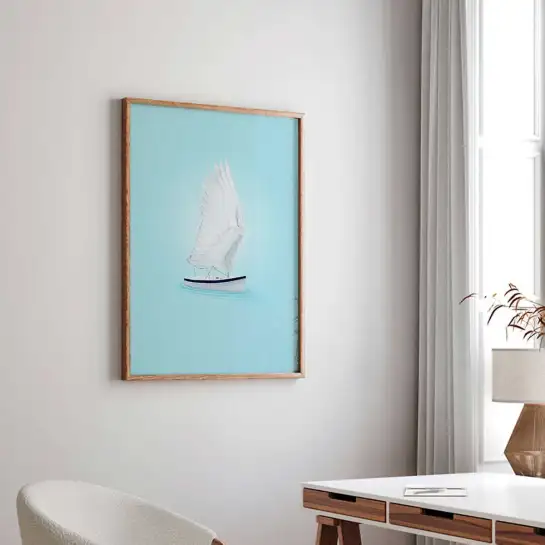 Affiche bateau avec ailes d'oiseau pour une décoration murale inspirée du voyage et de l'évasion.