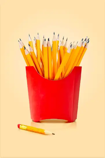 Affiche crayons frites - illustration design pop art