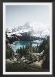 Lac de montagne au sommet - paysage montagne