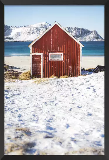 Cabane rouge pêche sous la neige - paysage hiver