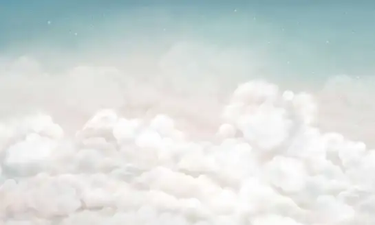 Décor panoramique enfant Nuages cotonneux et vaporeux sur dégradé de bleu pastel