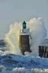 Tempête sur le phare - tableau mer