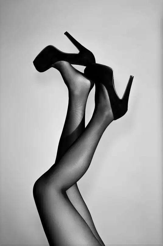 Talons de velours - photo contemporaine