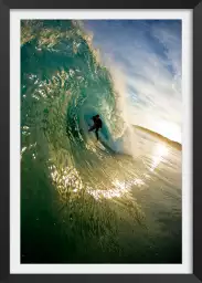 Reflet du soleil et surfeur dans le tube - affiche de surf