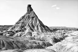 Bardenas piton - poster noir et blanc