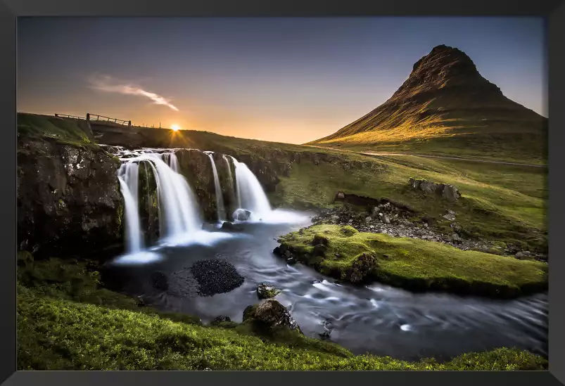 Cascade o - kirkjufell islande - affiche nature