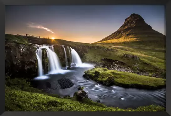 Cascade o - kirkjufell islande - affiche nature