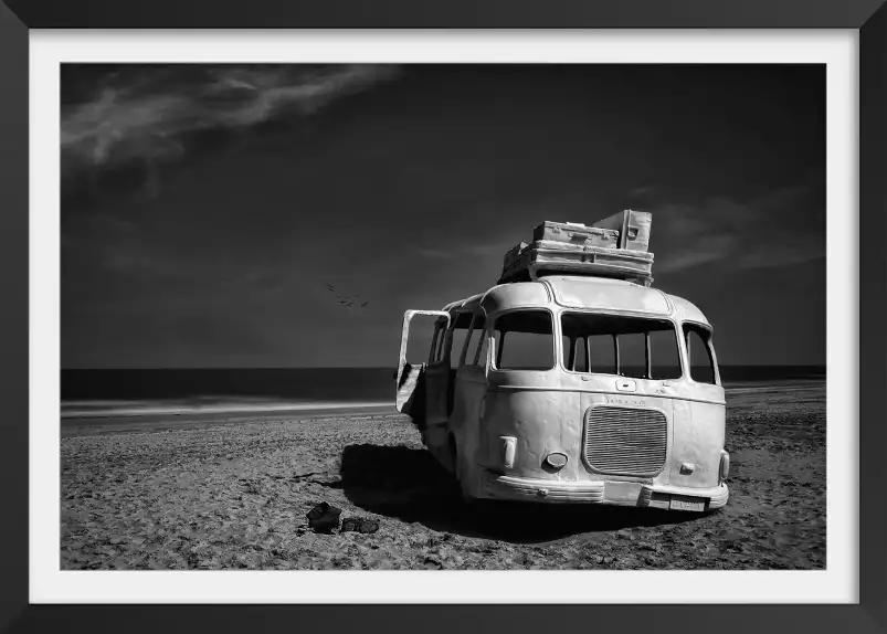 Beached bus - affiche vans