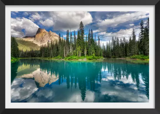 Lac bleu éméraude - tableau montagnes