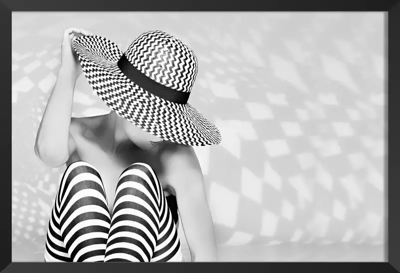 Model striped - photo contemporaine