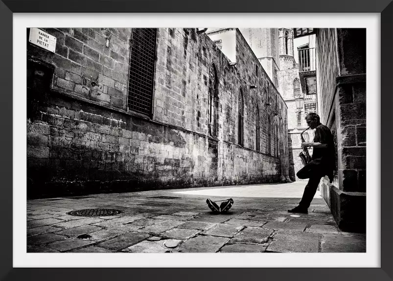 Saxophone de rue - poster noir et blanc