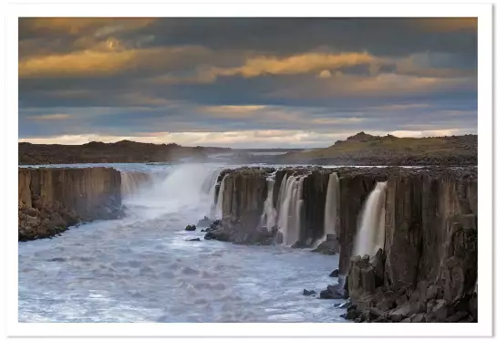 Chute d'eau by night - poster bord de mer