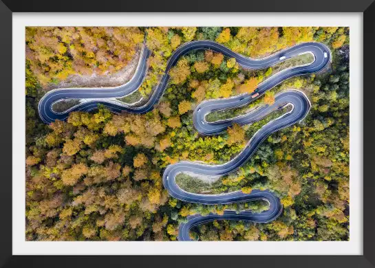 Route d' automne - paysage montagne