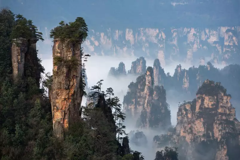 Roches en asie - montagnes chine