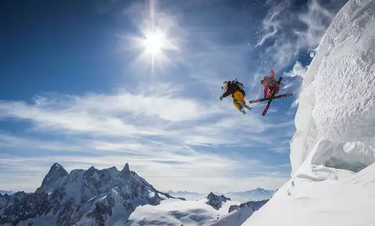 Sport jumping ski - papier peint panoramique montagne