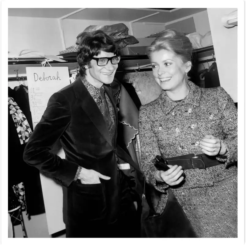 Saint Laurent et Catherine Deneuve Fashion show en 1968 - célébrités
