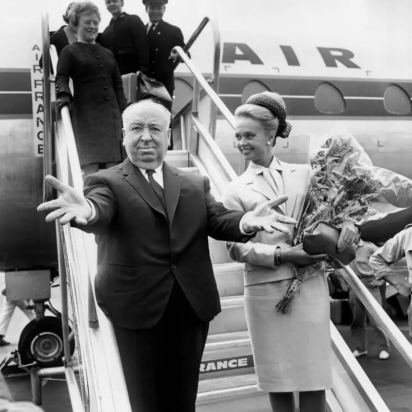 Alfred Hitchcock et Tippi Hedren - photos acteurs noir et blanc