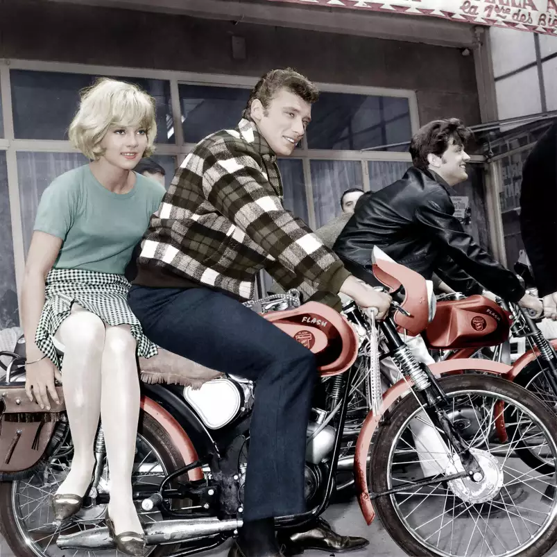 Sylvie Vartan et Johnny Halliday en 1963 - photo de célébrités