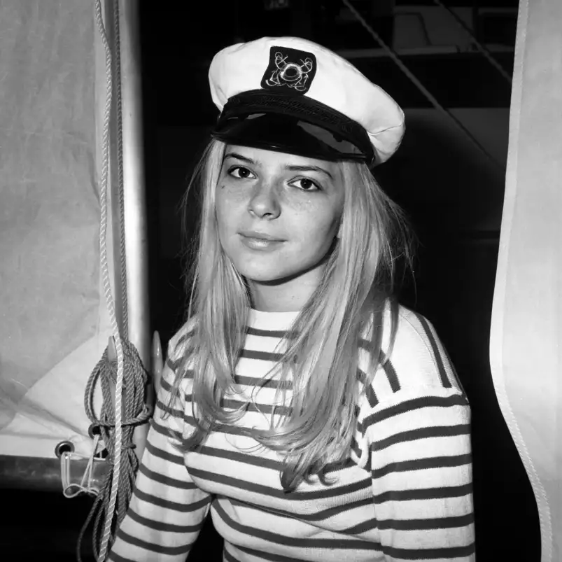 France Gall Paris 1968 - affiche noir et blanc