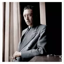 Portrait colorama Albert Camus en 1947 - photo de célébrités