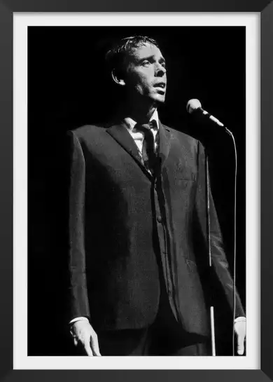 Jacques Brel à l'Olympia en 1966 - photo de célébrités