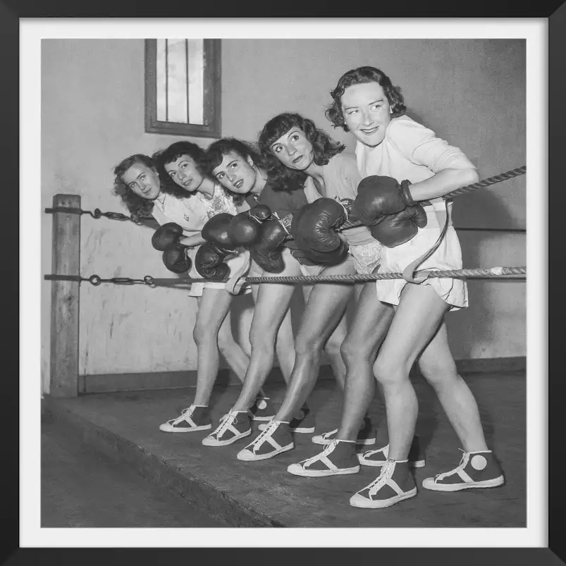 Boxe feminine en 1950 - affiche vintage