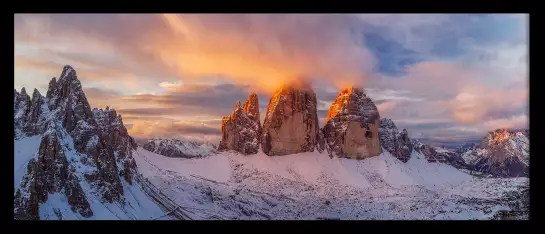 L'histoire d'un lever de soleil - tableau montagne