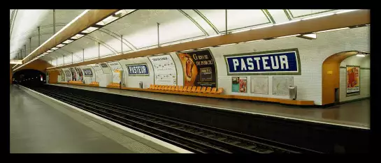 Metro Pasteur - poster paris