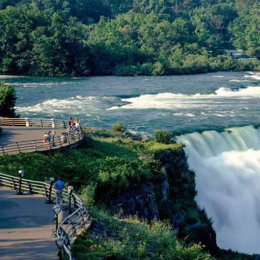 Chutes du Niagara - papier peint panoramique du monde