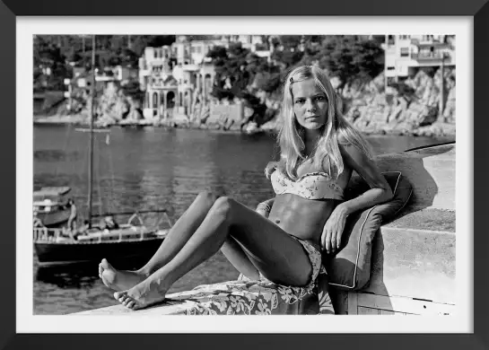 France Gall en vacances sur la Côte d' Azur - poster de célébrités